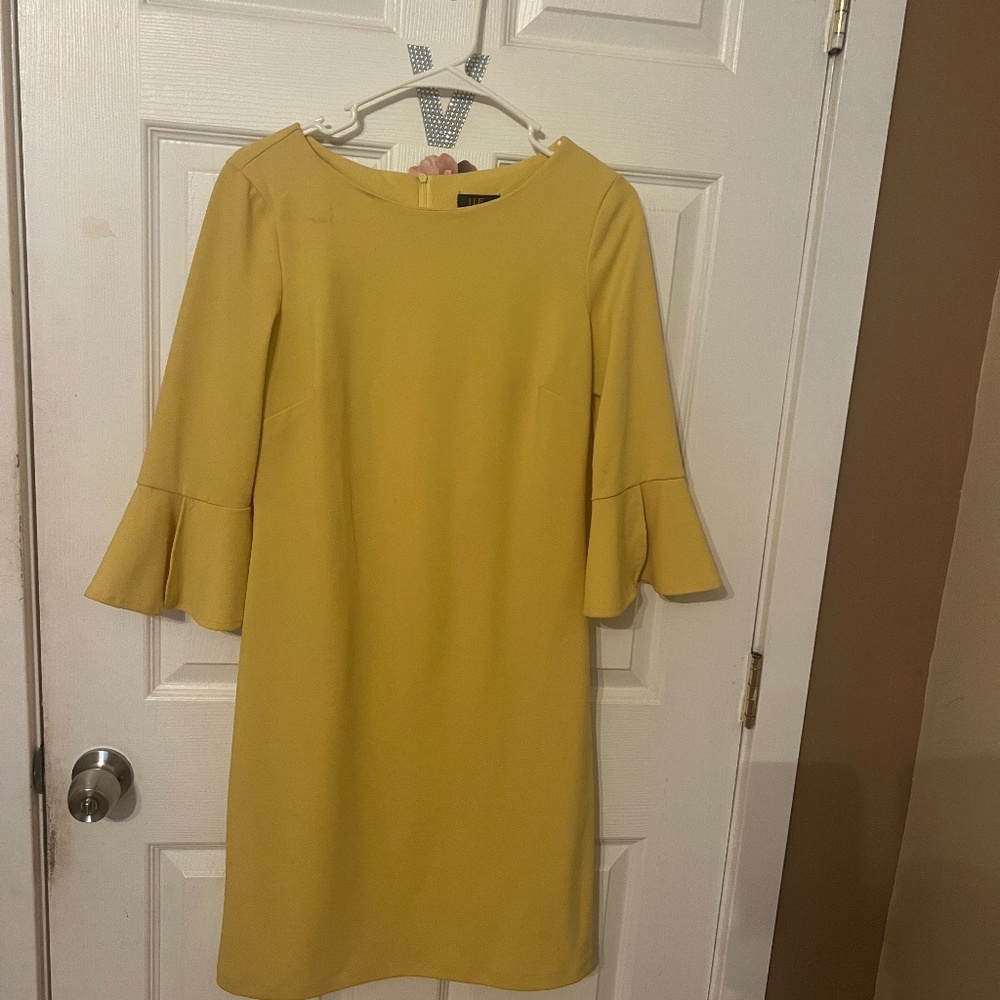 Yellow dress